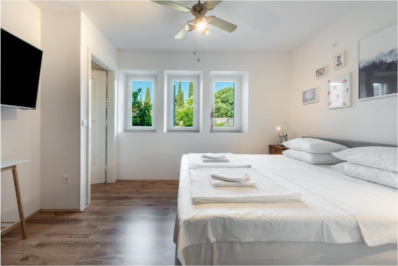Apartment Near Old Town, Free Parking & Huge Garden Dubrovník Exteriér fotografie